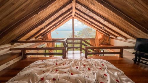 Honeymoon Suite with Ocean View 