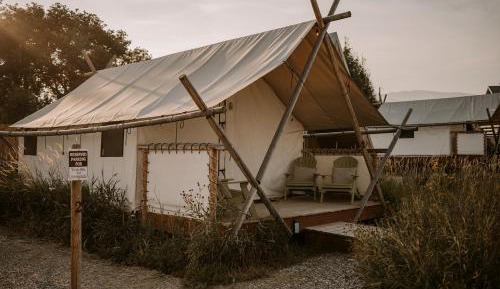 Tent