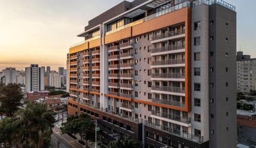 Apartment with City View