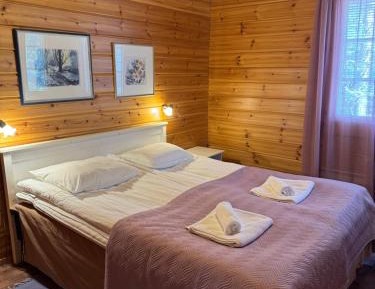 One-Bedroom Apartment with Sauna