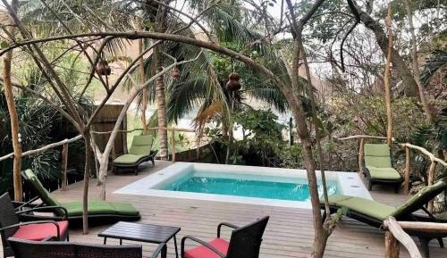 Deluxe Double Room with Side Sea View