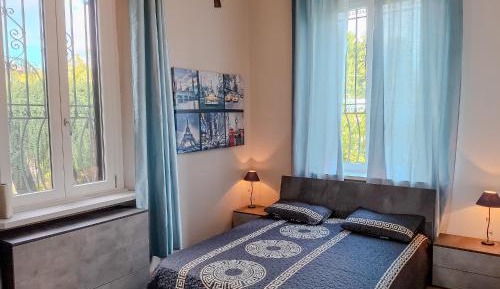 One-Bedroom Apartment with Balcony