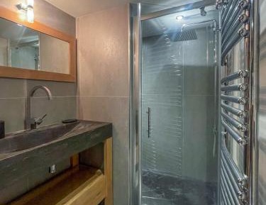 One-Bedroom Chalet