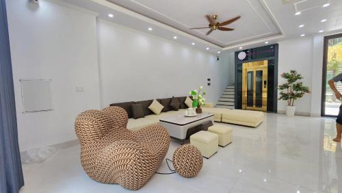 Five-Bedroom Apartment