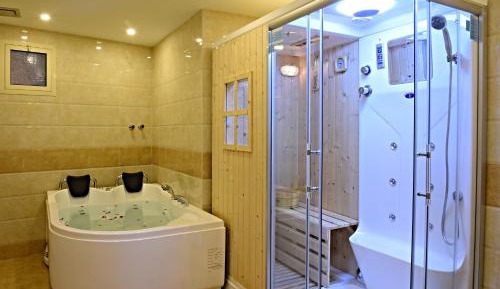 Royal Suite