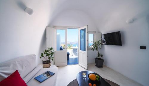Superior Suite with Infinity pool