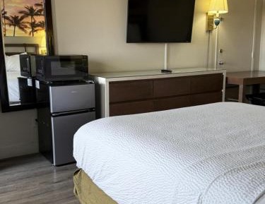 King Room - Non-Smoking