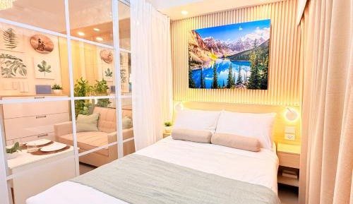 One-Bedroom Apartment with Balcony and City View