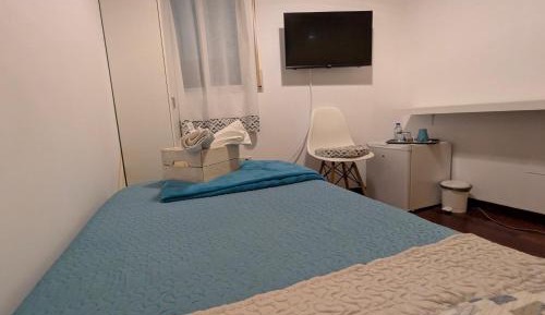 Standard Single Room with Shared Bathroom