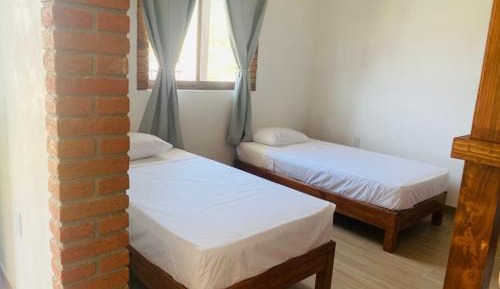 Deluxe Room (2 Adults + 1 Child)