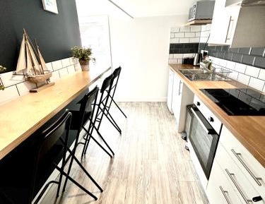 Flat 3 One-Bedroom Apartment