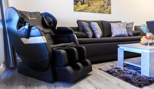 Apartment 82 with separate Bedroom and Massage Chair