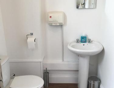Single Room with Shared Toilet