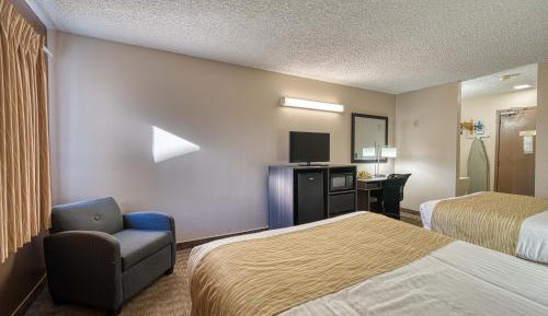Queen Room with Two Queen Beds - Non-Smoking