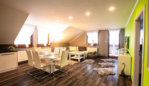 Deluxe Apartment