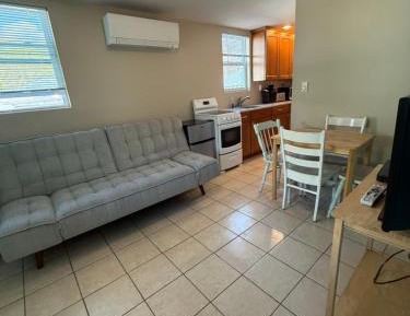 One-Bedroom Suite