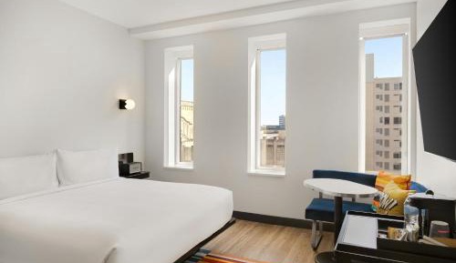 King Room with City View