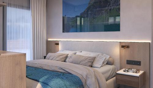 Suite with Mountain View