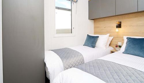 6 berth Luxury Caravan - Pet Friendly