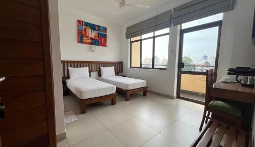 Standard Twin Room