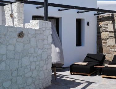 Supreme Suite with Private Pool 