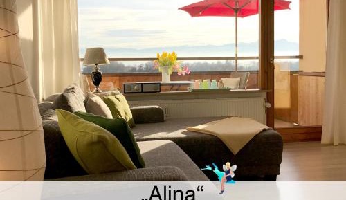 Apartment with Lake View