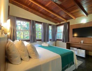 Deluxe Family Suite