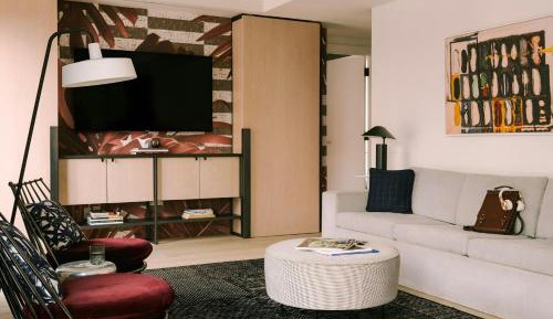 Stellar King Suite with Kitchenette, Sofa Bed and Balcony