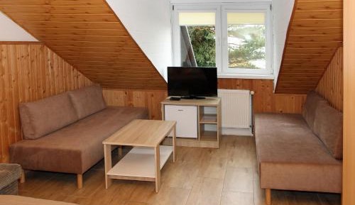 Quadruple Room with Private Bathroom