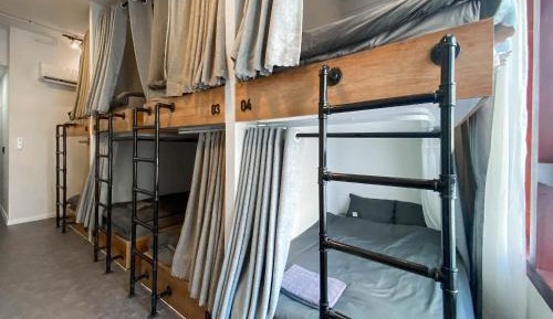 Bed in 8-Bed Mixed Dormitory Room