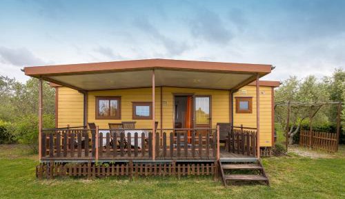 Deluxe Bungalow with Garden View