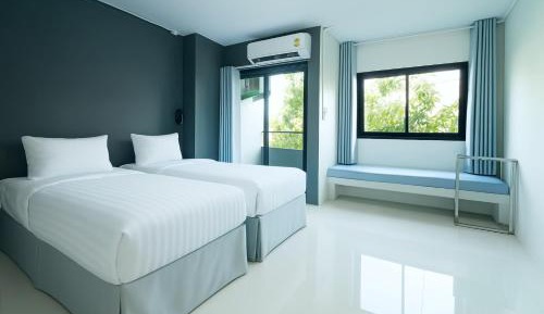 Deluxe Twin Room