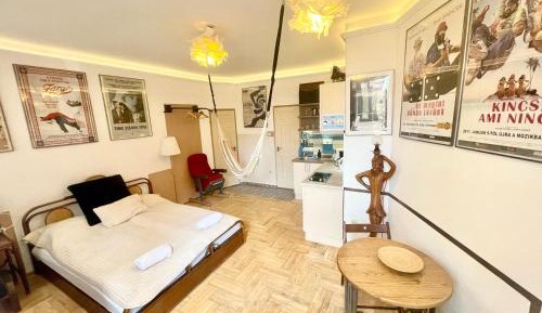 One-Bedroom Apartment with Terrace