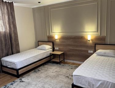 Twin Room with Shower