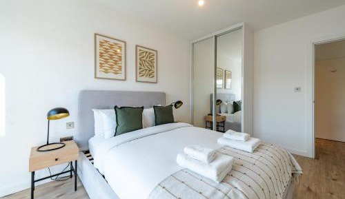 One-Bedroom Family Apartment