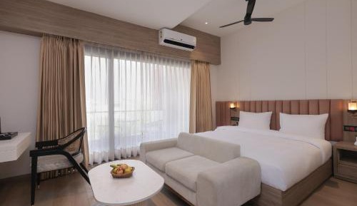 King Room with Balcony