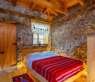 Family Room with Mountain View