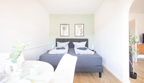 One-Bedroom Apartment with Balcony
