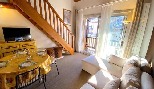 One-Bedroom Apartment with Balcony and Mountain View  