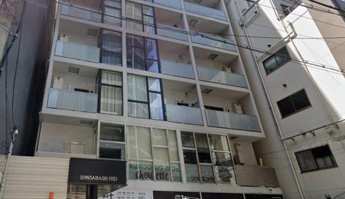 One-Bedroom Apartment with Balcony