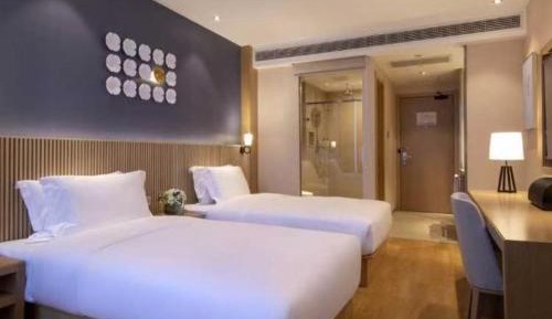 Twin Room with Private Bathroom