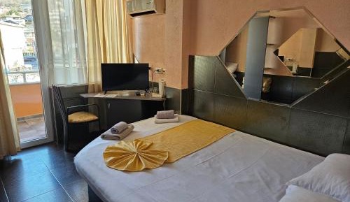 Single Room with Bathroom