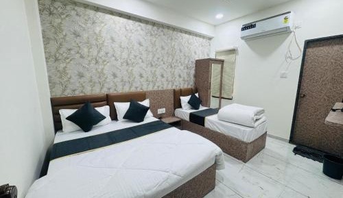 Triple Room with Private Bathroom