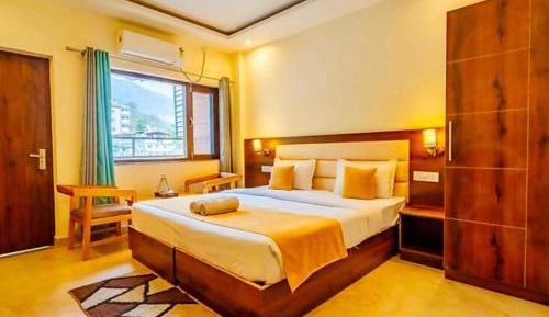King Room with Spa Bath