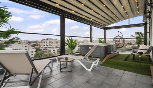 Penthouse Apartment