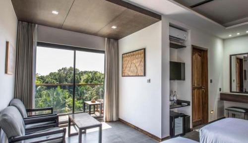 Deluxe Family Suite