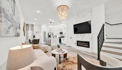 Three-Bedroom Townhouse