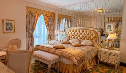 Royal Suite