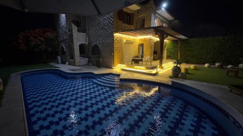 Villa with Garden View