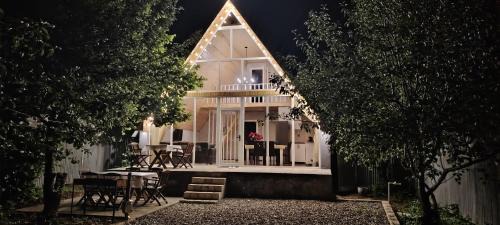 Villa with Garden View